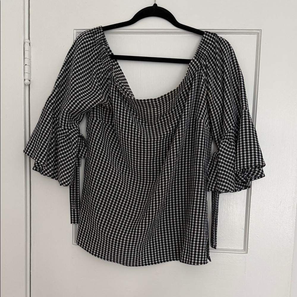 Black and White gingham print top with off the shoulder neckline.